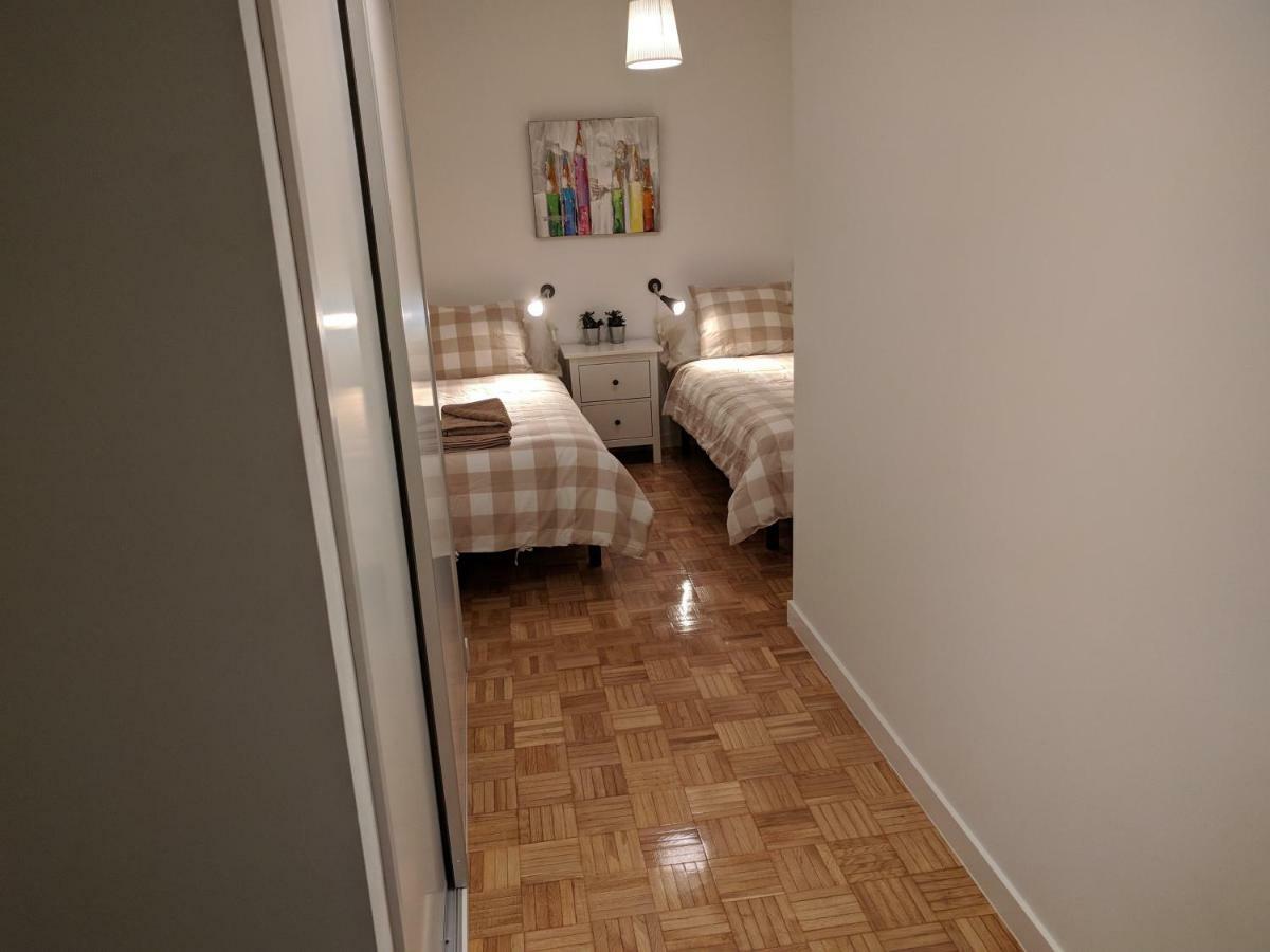 Appartamento Gran Apartamento Cerca De Atocha Madrid Esterno foto