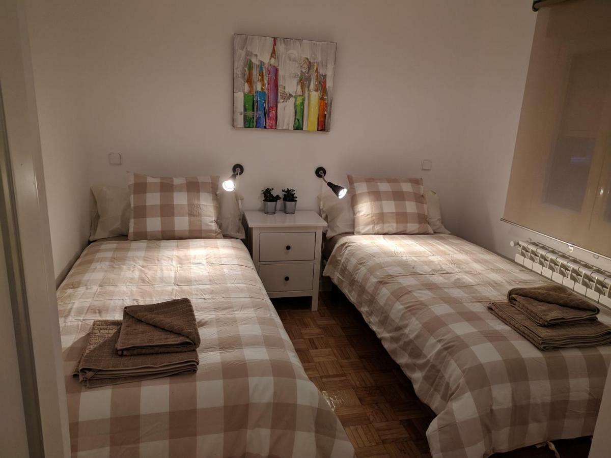 Appartamento Gran Apartamento Cerca De Atocha Madrid Esterno foto