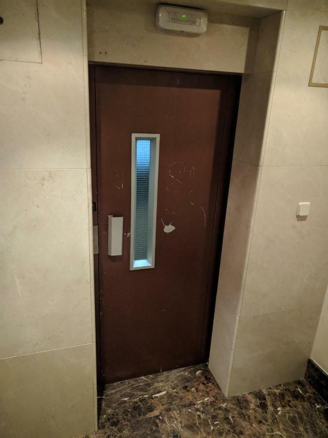 Appartamento Gran Apartamento Cerca De Atocha Madrid Esterno foto